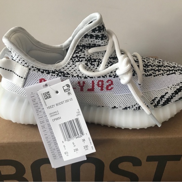 Yeezy Boost 350 V2 Zebra Women’s US 6.5 - Picture 3 of 6